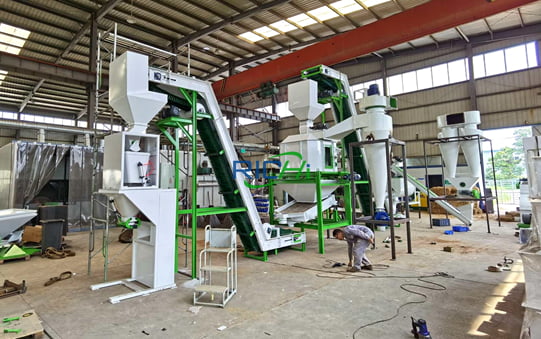 Germany 2-2.5tph Computer Control Wood Pellet Plant For Sale