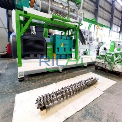 Screw of the floating fish feed extruder machine