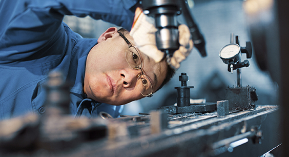 Expert Engineering & Technical Team