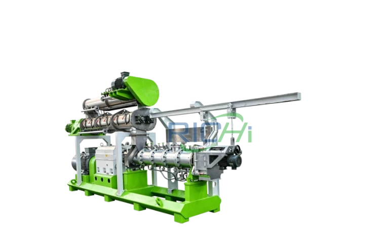 Single extruder machine for fish feed